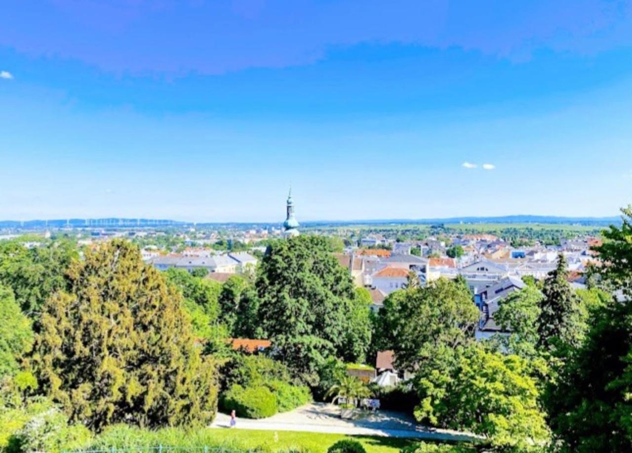 Landhaus Am Kurpark Apartment Baden Luaran gambar